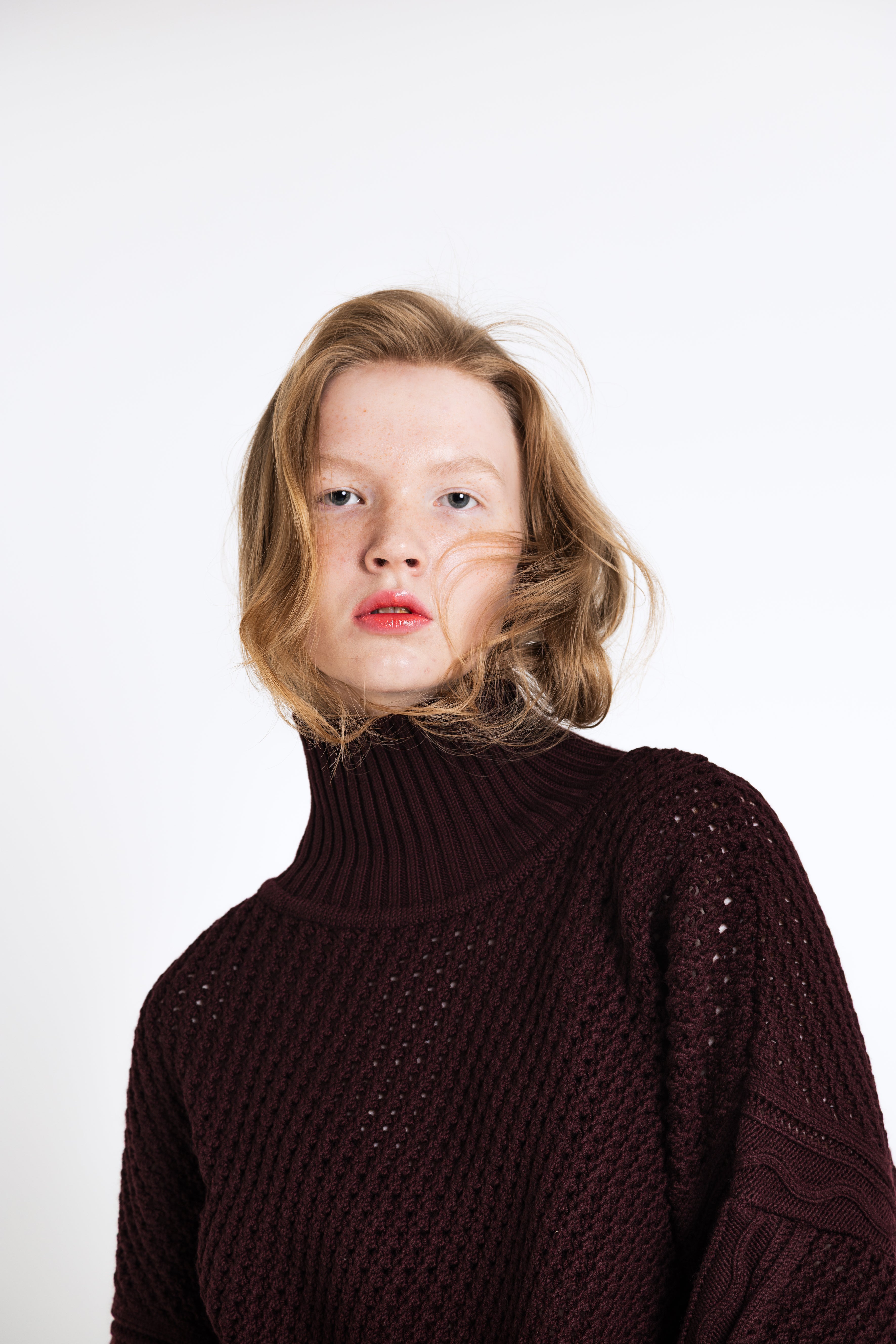 NINA SWEATER / MOCHA