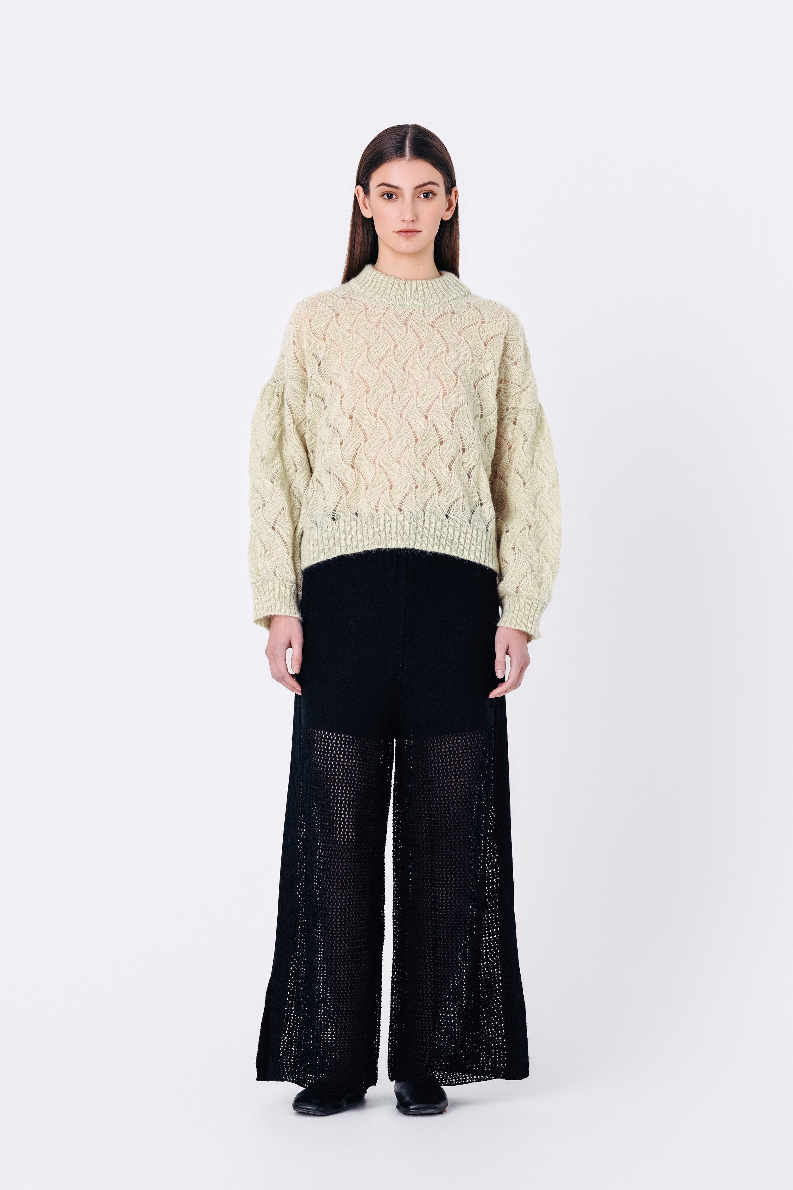 MAGNEA sweater