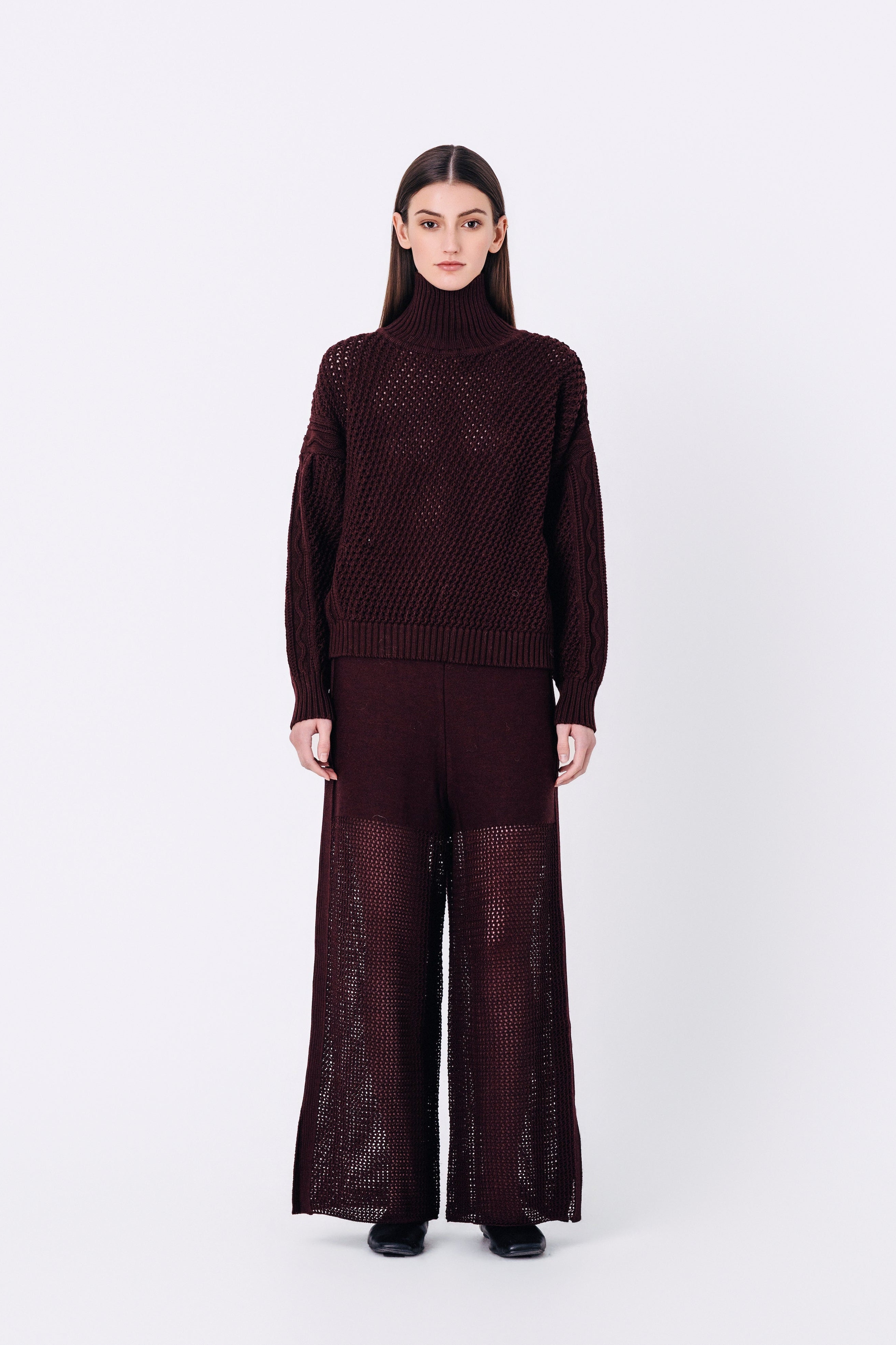 MAGNEA sweater
