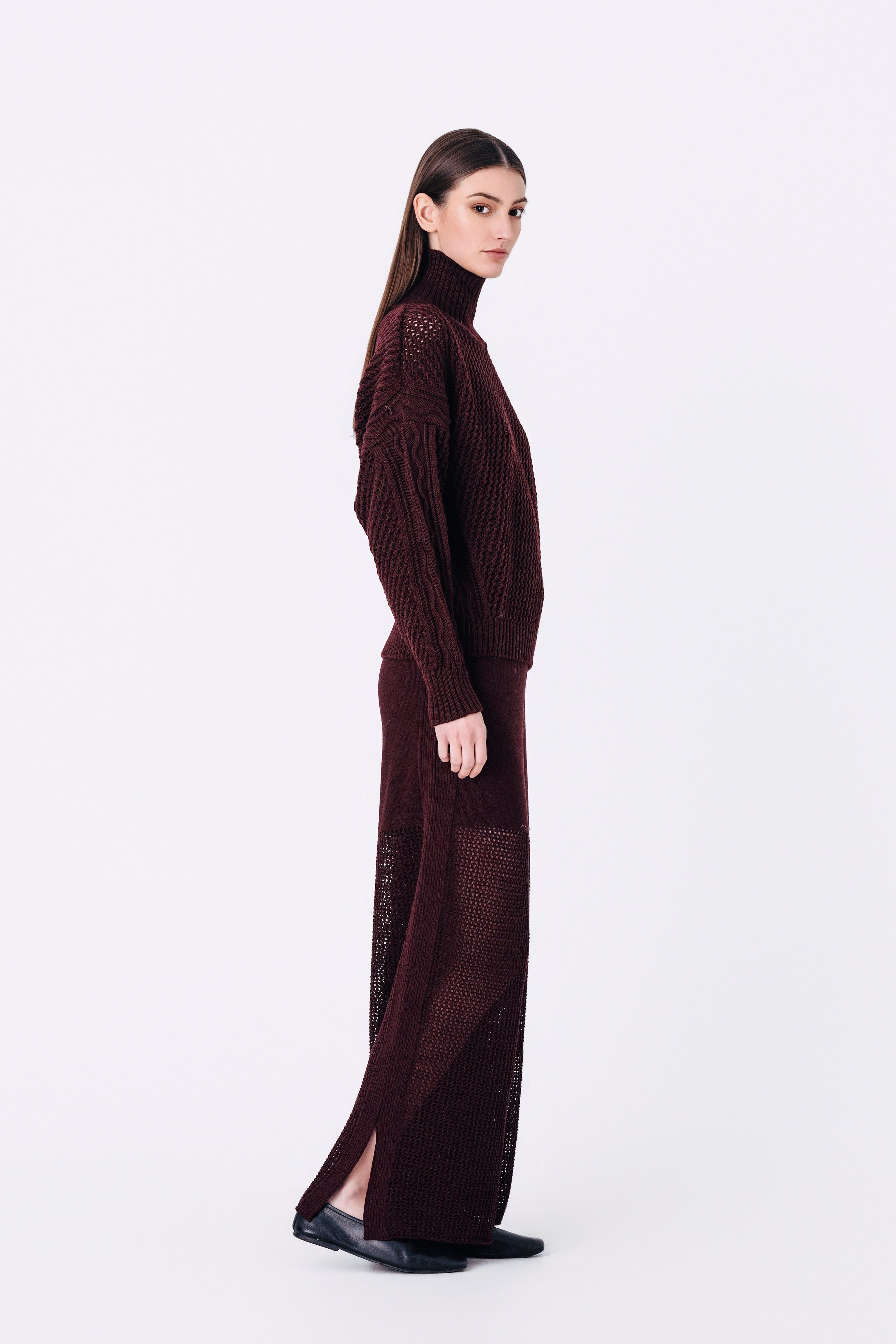 MAGNEA sweater