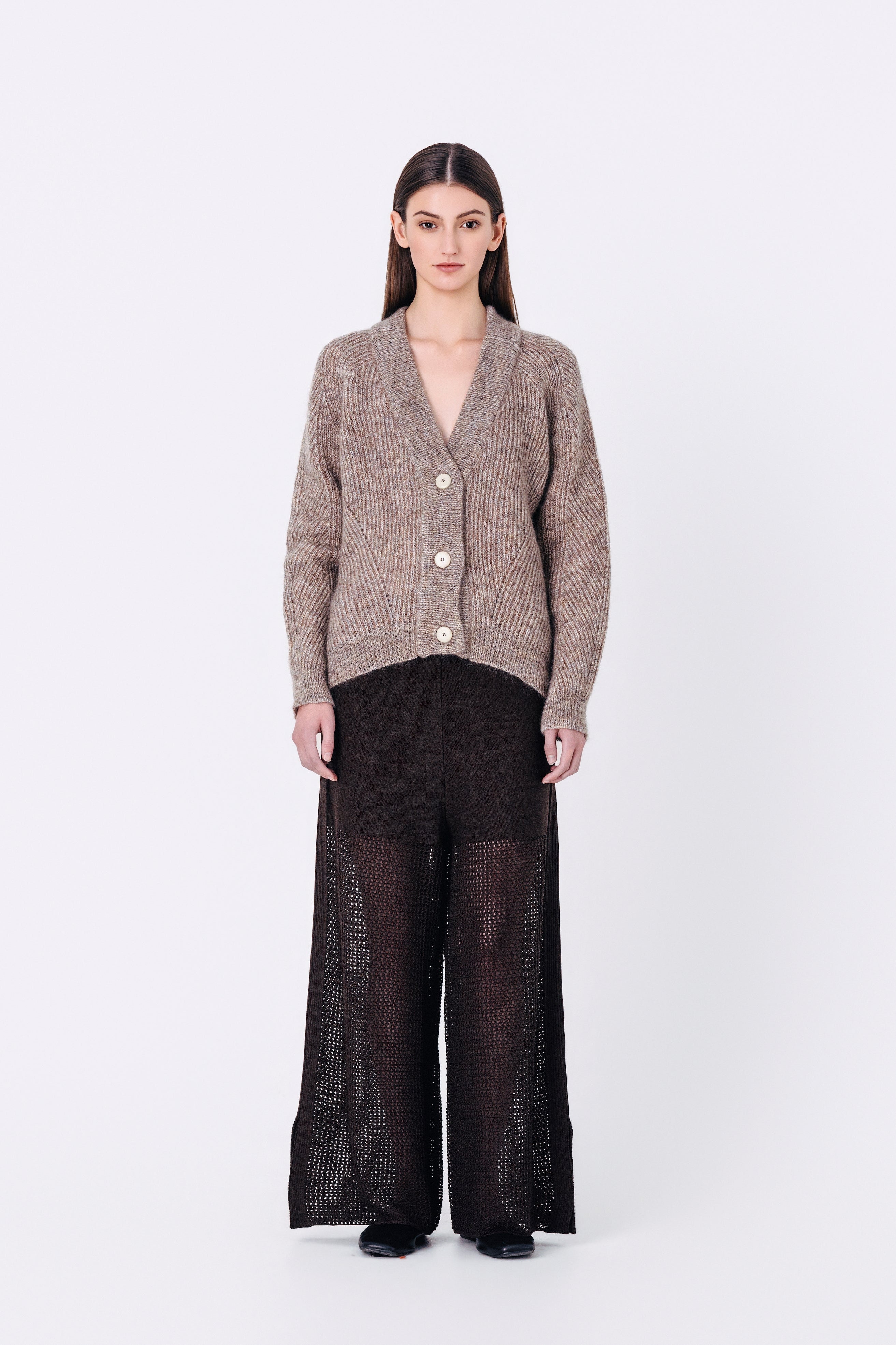 MAGNEA sweater